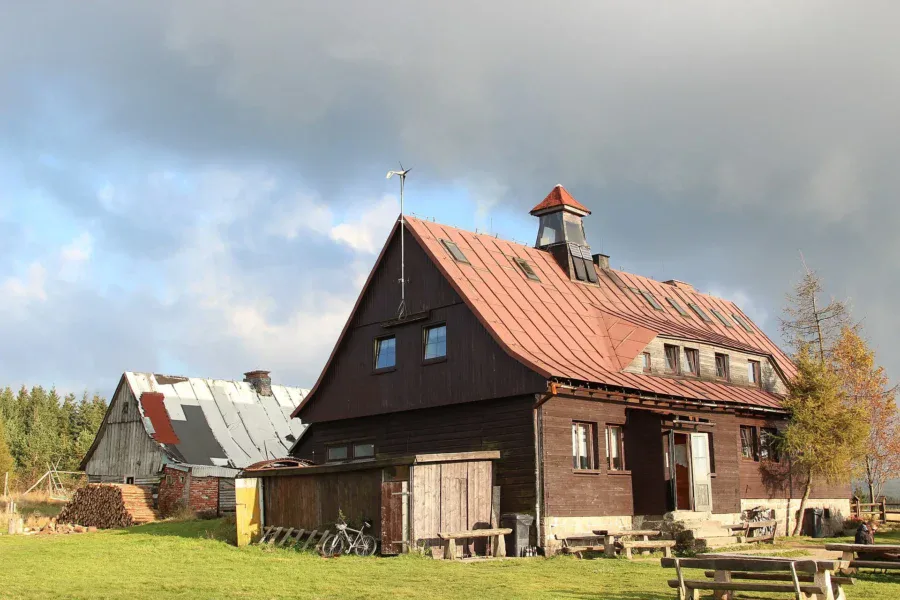 Chatka Górzystów - budynek schroniska